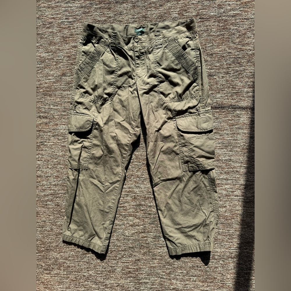 J. Crew Army Green City Fit Cargo Capri size 6